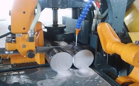 汪场镇卧式带锯床的送料方式有哪几种？